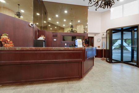 For Lease - 3650 Kaneff Crescent Unit# 205, Mississauga, Ontario - Photo 4