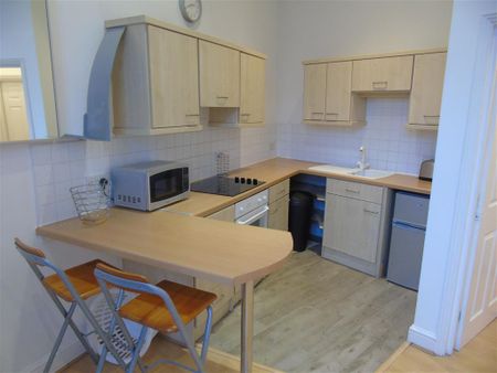 1 bedroom flat to rent - Photo 2