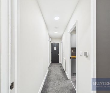 1 bedroom Flat To Let - Photo 1