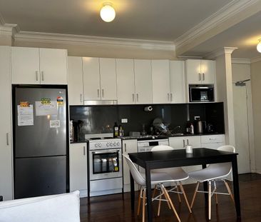 Elizabeth Bay - Photo 6