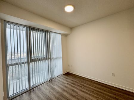 For Lease - 8 Interchange Way Unit# #1007, Vaughan, Ontario - Photo 3
