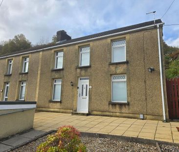 2 bedroom semi-detached house to rent - Photo 6