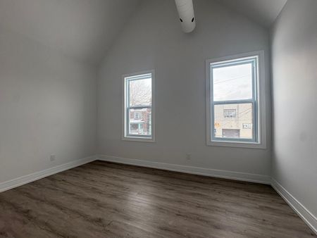 For Lease - 157 St. Clarens Avenue Unit# 2, Toronto, Ontario - Photo 3