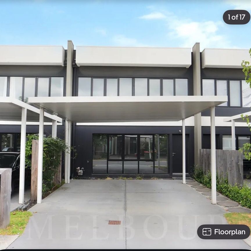 Springvale - Photo 1