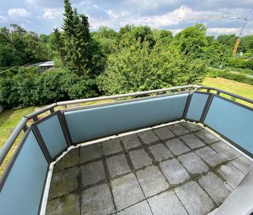 Dusche, Wanne und Balkon - wo gibt's das schon - für 2 Personen MIT... - Foto 5