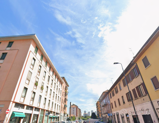Posto letto in stanza con bagno privato e balcone - Photo 1