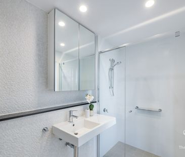 Morden 2 Bedroom 2 Bathroom + Study For Rent - Photo 1