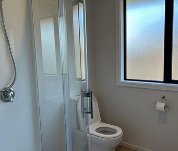 Three Bedroom Home - Photo 5