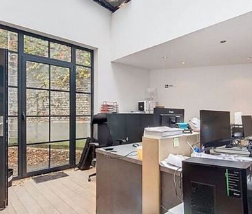 Loft te huur in Elsene voor € 2.800 met 1 slaapkamer - Photo 4