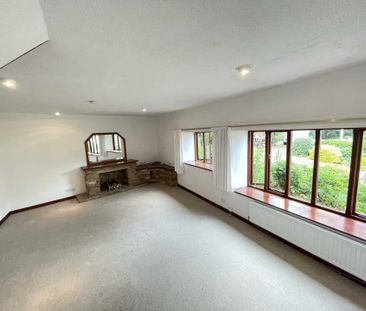 The Cottage, High Street, Middleton Cheney - Photo 2