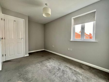 2 bedroom coach house to rent - Photo 4