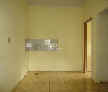 Casa residencial de 2 dormitórios no Bairro Jardim Itu Sabará. - CO... - Foto 2