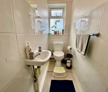 Bournemouth Beverley Hall 18 Manor Road, BH1, Dorset - Photo 5