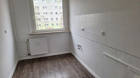 wunderbare 3 Raumwohnung mit Tageslichtbad und auf Wunsch mit EBK - Photo 4