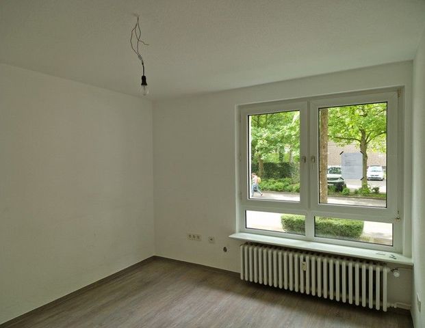 Top-Angebot: Frisch renovierte 2-Raum-Wohnung in ansprechender Lage - Photo 1