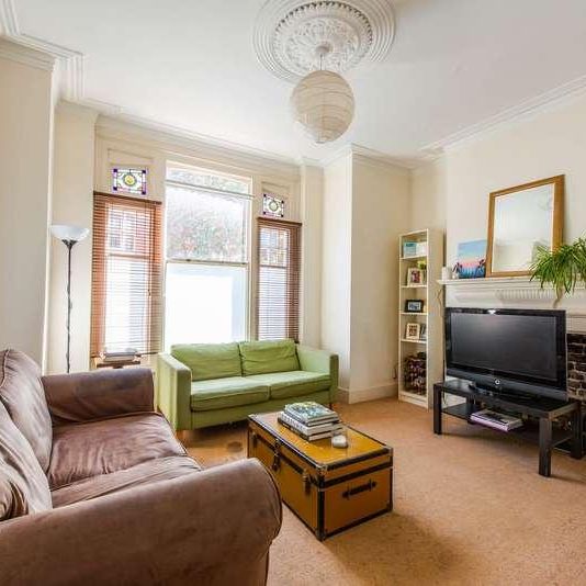 Fulham Park Gardens, Fulham, SW6 - Photo 1