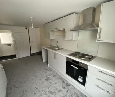 1 bed maisonette to rent in Overgang Road, Brixham, TQ5 - Photo 4