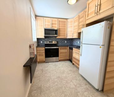 For Lease - 315 East 22nd Street Unit# Main, Hamilton, Ontario - Photo 4