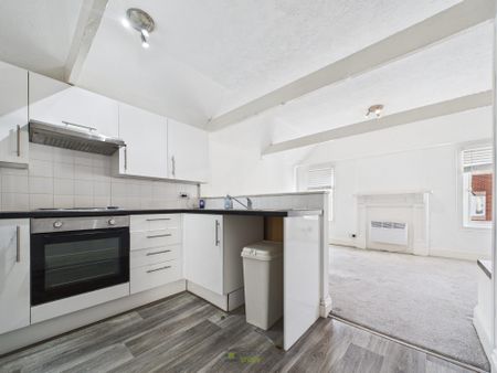 Adair Road, Southsea, PO4 - Photo 4