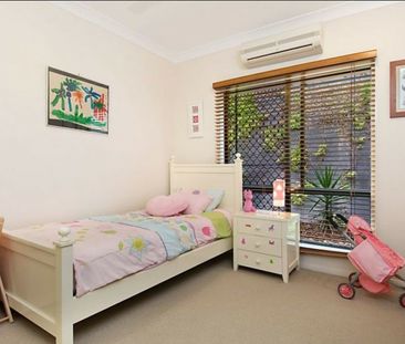 9 Fantan Close, Redlynch QLD 4870 - House For Rent | Domain - Photo 5