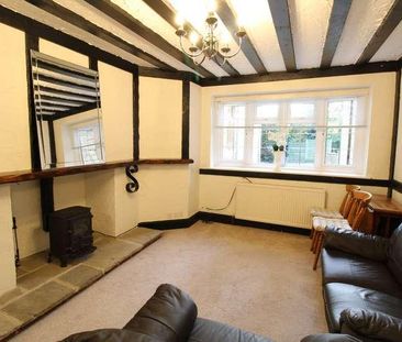 Caterham, Surrey, CR3 - Photo 1