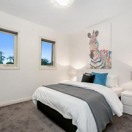Stylish, Sophisticated & Superbly Situated! - Photo 2