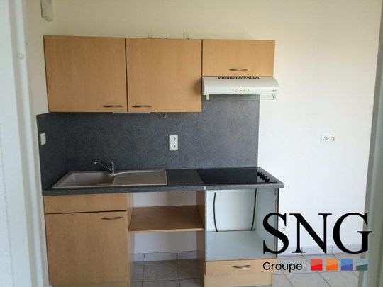 T2 AVEC TERRASSE ET PARKING - Photo 1