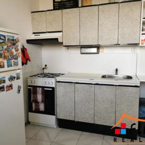 Pronájem zařízeného družstevního bytu 2+1 o velikosti 45,90 m - Photo 2