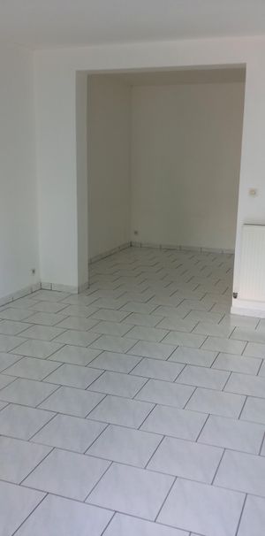 Location Appartement 2 pièces 45m² RONCHIN 59790 - Photo 1