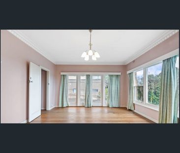 Elevated Family Home with District Views and Huge Rear Garden - Photo 2