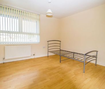 3 bedroom maisonette to rent - Photo 5