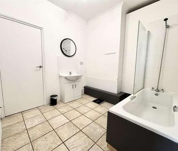 West Street, Fareham, PO16 - Photo 5