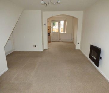 2 bedroom terraced house to rent - Photo 2