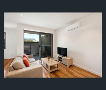 Sparkling Townhouse in the Heart of Box Hill - Photo 1