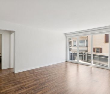 Super Lage – renoviert – 2 Balkone - Photo 2