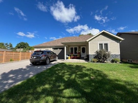 For Lease - 22 Edward Street Unit# B, Clearview, Ontario - Photo 1