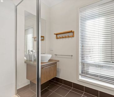 Perfectly Positioned, Freshly Renovated Family Home!! - Photo 3