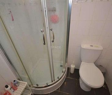 Grange Avenue, Reading, Berkshire, RG6 - Photo 6