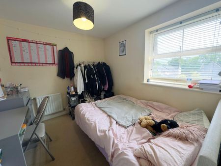 Oak Leaze, Patchway, BS34 - Photo 4