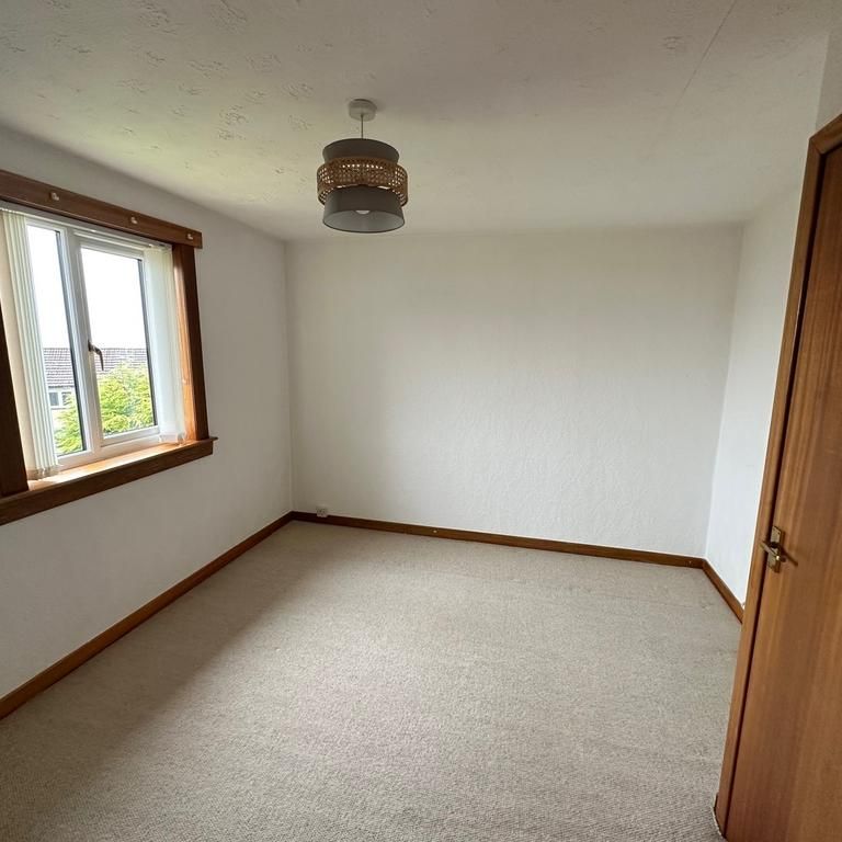 2 bedroom semi-detached house to rent - Photo 1