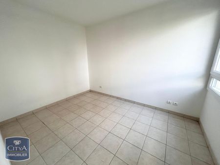 Location Appartement 2 pièces 40m² ST SAULVE 59880 - Photo 2
