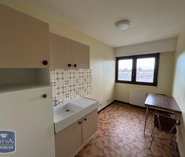 Location Appartement 1 pièce 39m² CHATEAUROUX 36000 - Photo 3