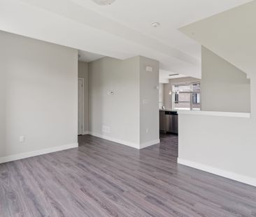 For Lease - 964 West Village Square, London North, Ontario - Photo 1