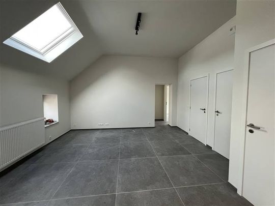 Appartement te huur - Foto 1