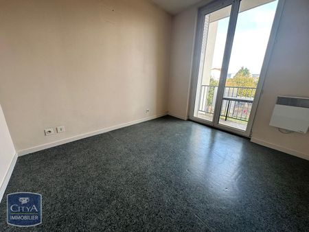 Location Appartement 2 pièces 37m² CLERMONT FERRAND 63000 - Photo 2