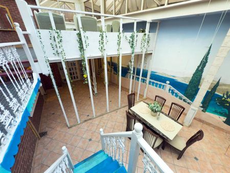 1 bedroom in a house share to rent - Photo 5