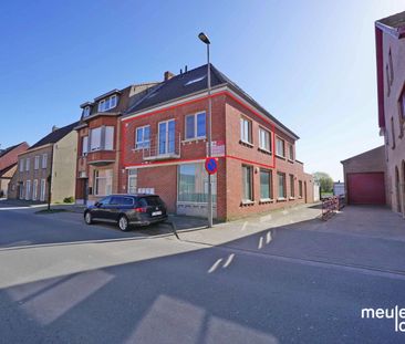 Lichtrijk appartement nabij centrum - Photo 1