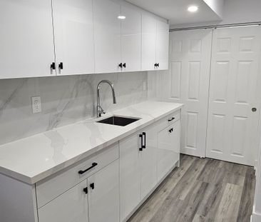 For Lease - 1296 Ellenton Crescent Unit# Basement B, Milton, Ontario - Photo 2