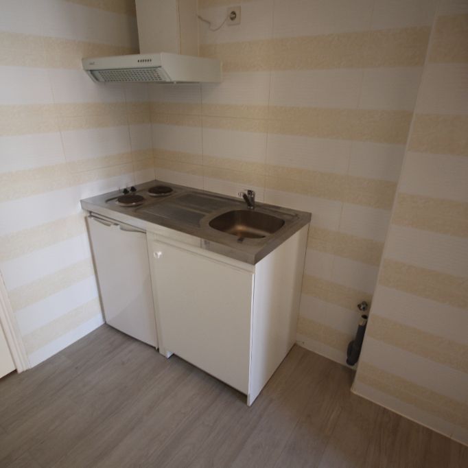 Location Appartement 2 pièces 28m² LILLE 59000 - Photo 1