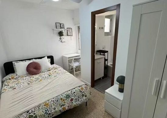 Carrer de Valentín Planells, Torrent, Valencian Community 46900